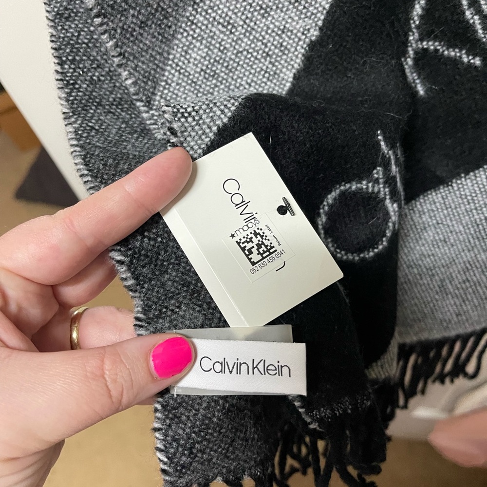 Calvin Klein scarf